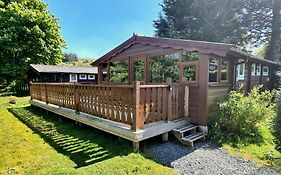 Norwegian Cosy Log Cabin 19